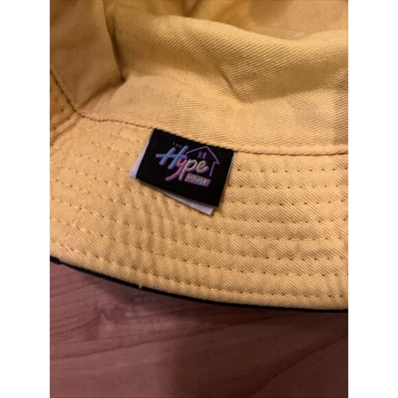 The Hype House Bucket Hat Adult Unisex - Picture 10 of 11